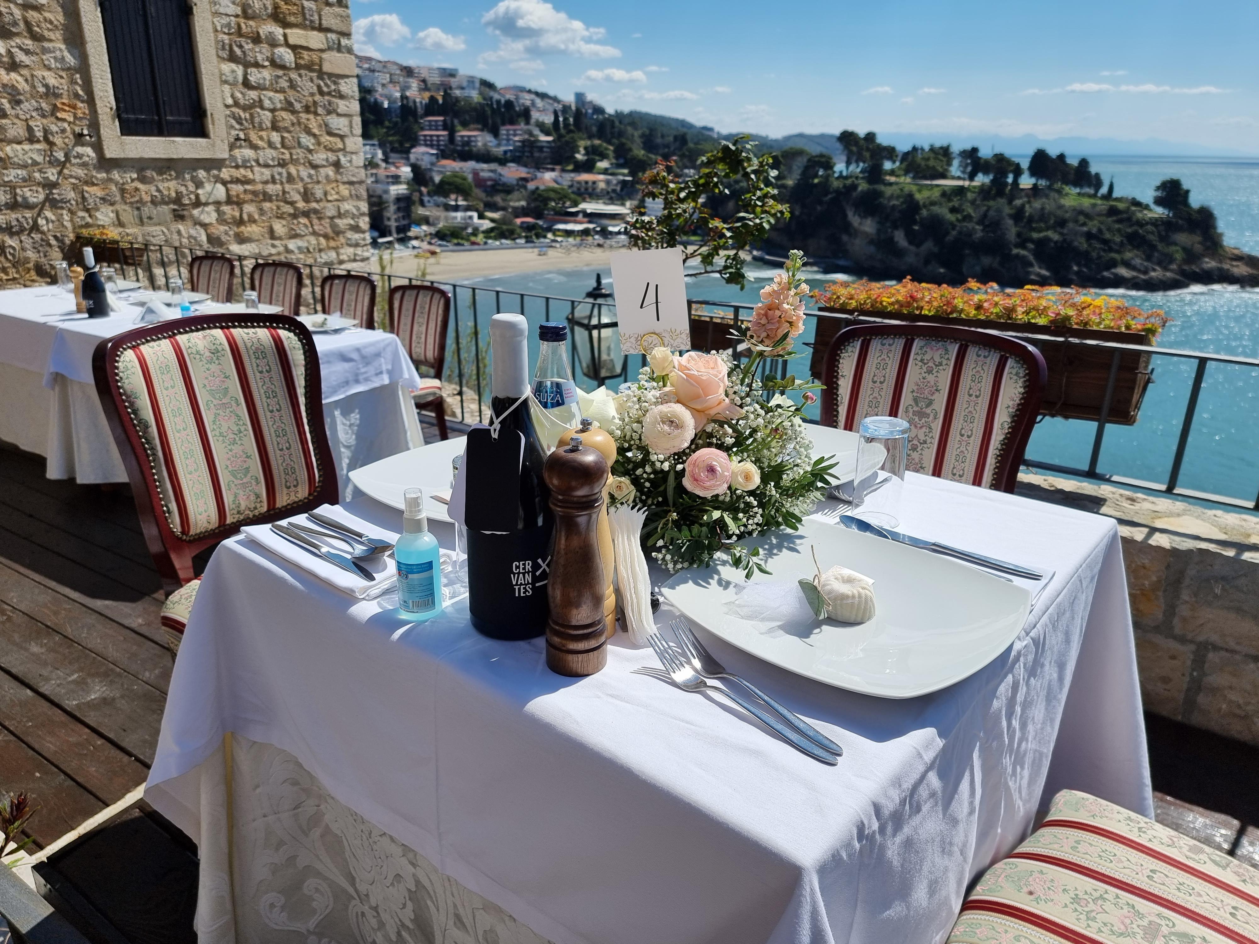 Hotel Palata Venezia Ulcinj Exterior photo