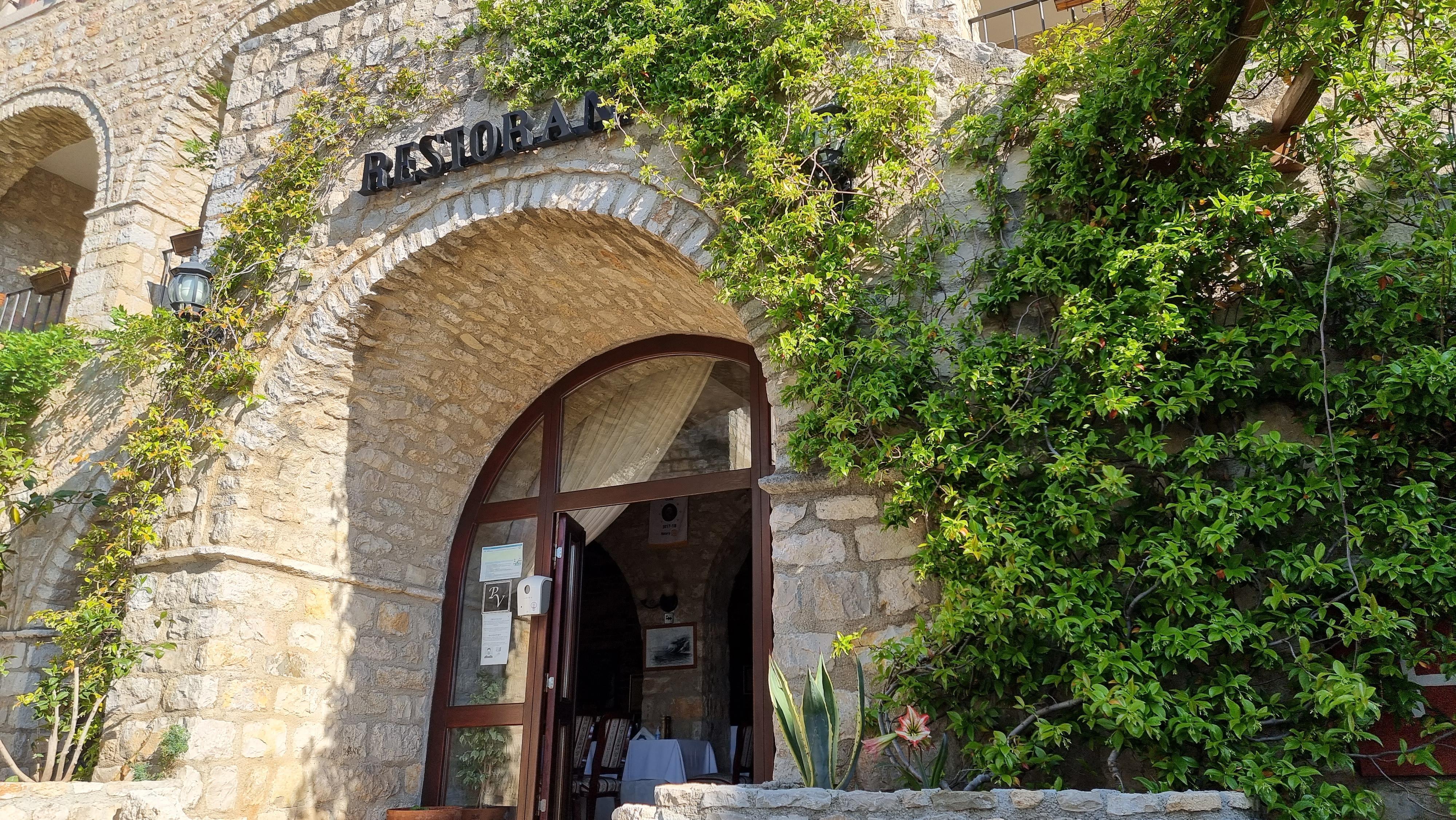 Hotel Palata Venezia Ulcinj Exterior photo